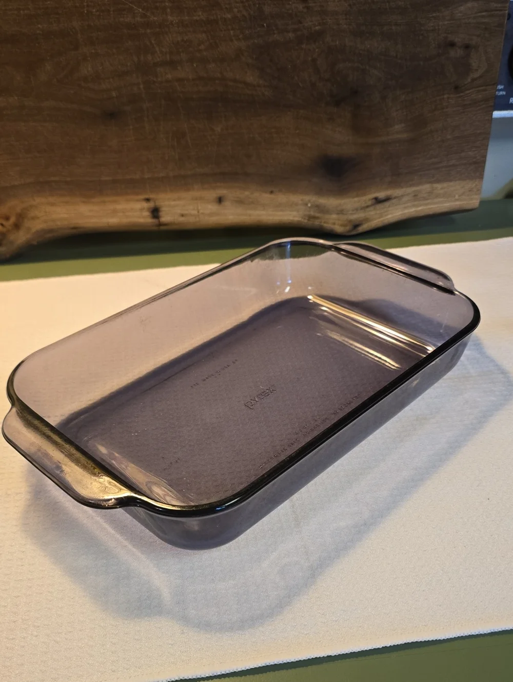 Vintage Pyrex, Amethyst Rectangular Glass Baking Dish, 11x7